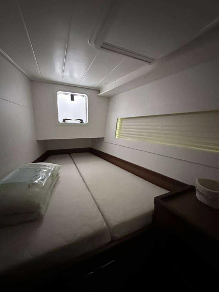 Lagoon 40 - Image 26