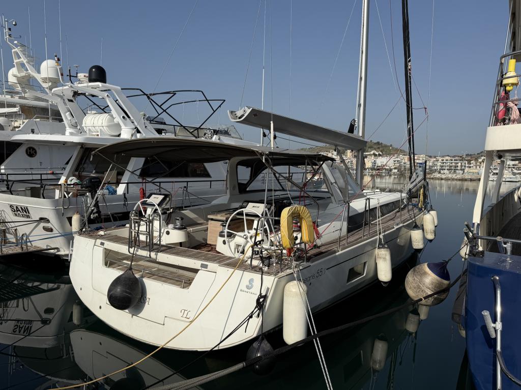 Beneteau Oceanis 55.1 - Image 6