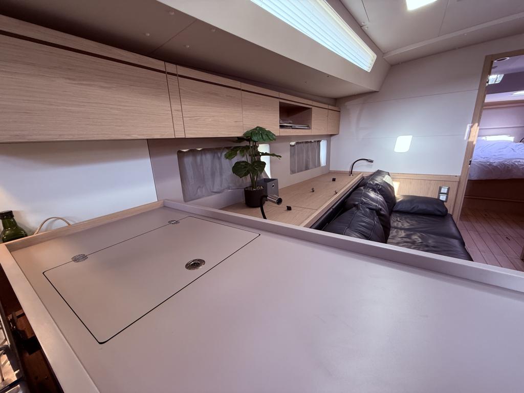 Beneteau Oceanis 55.1 - Image 40