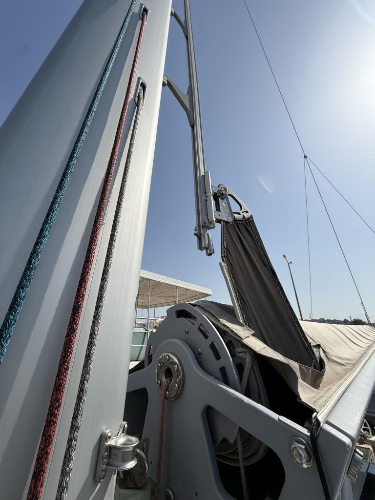 Beneteau Oceanis 55.1 - Image 34