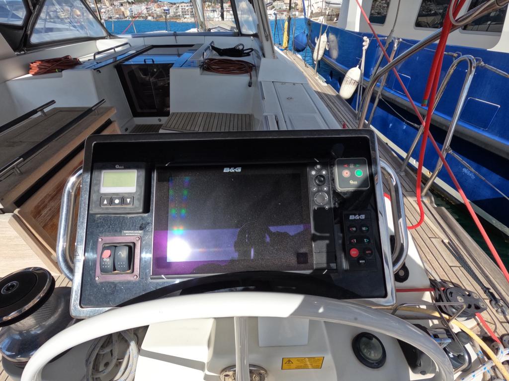 Beneteau Oceanis 55.1 - Image 11