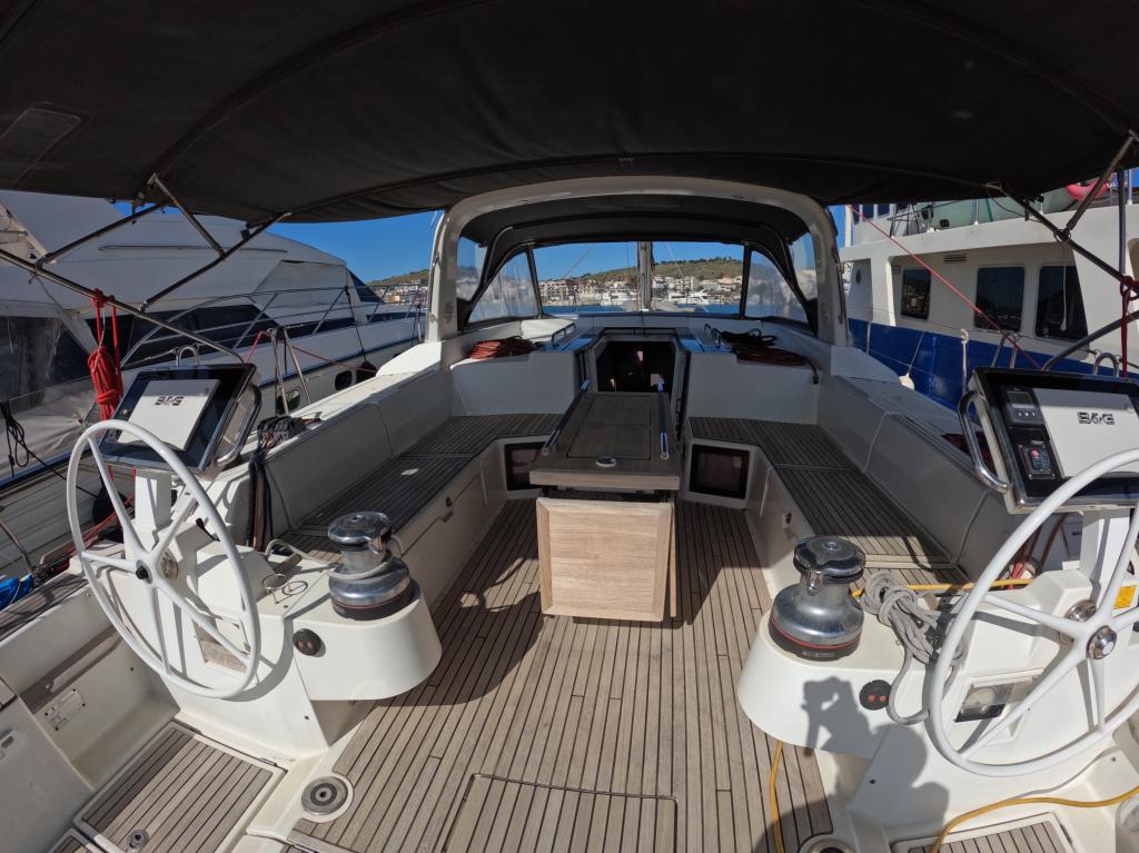 Beneteau Oceanis 55.1 - Image 10