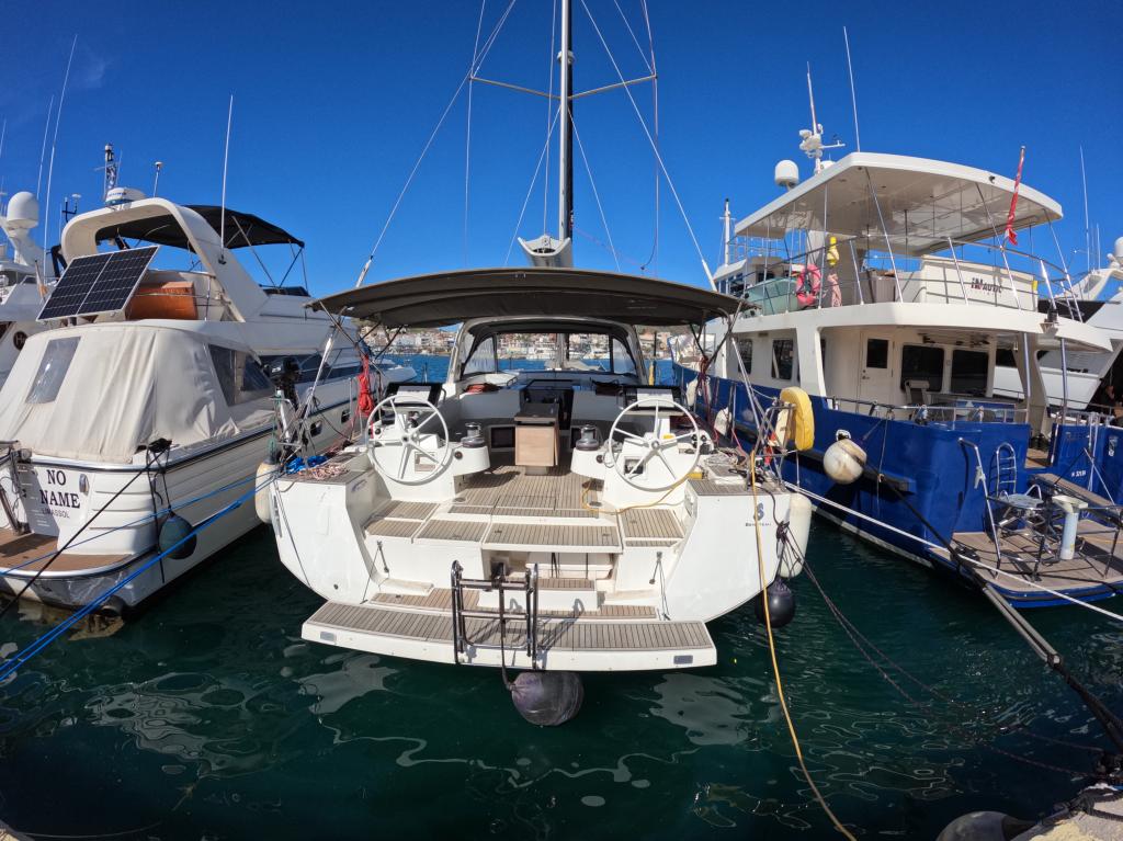 Beneteau Oceanis 55.1 - Image 3