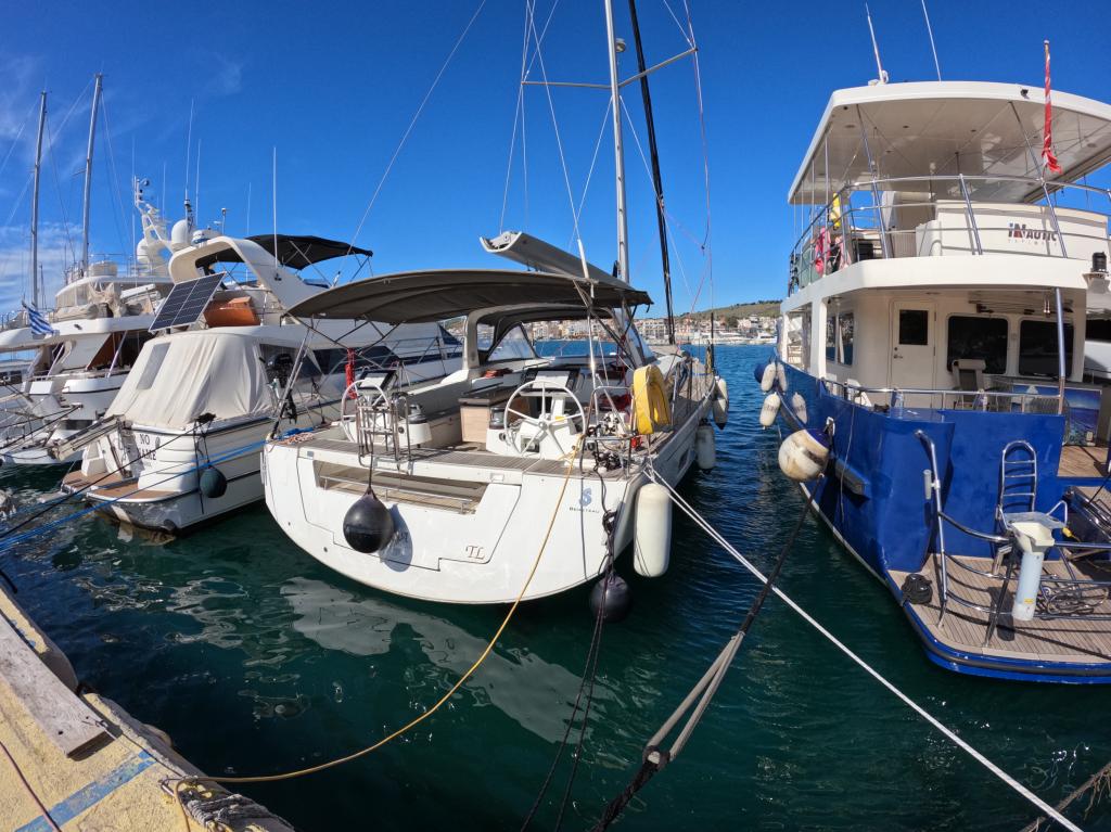Beneteau Oceanis 55.1 - Image 5