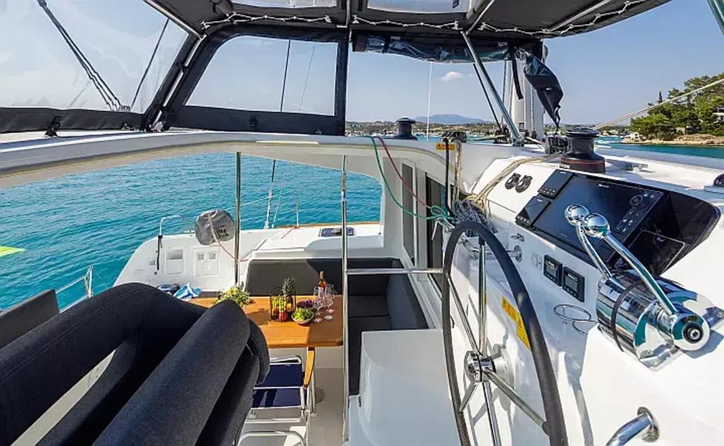 Lagoon 40 - Image 14