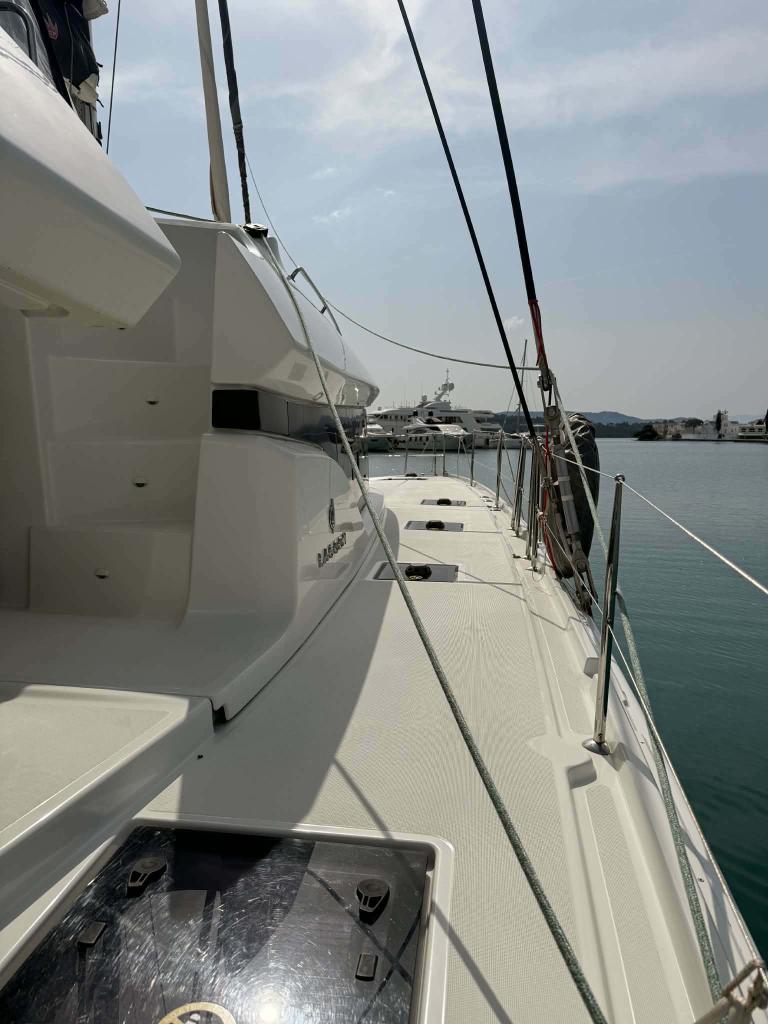 Lagoon 51 - Image 71