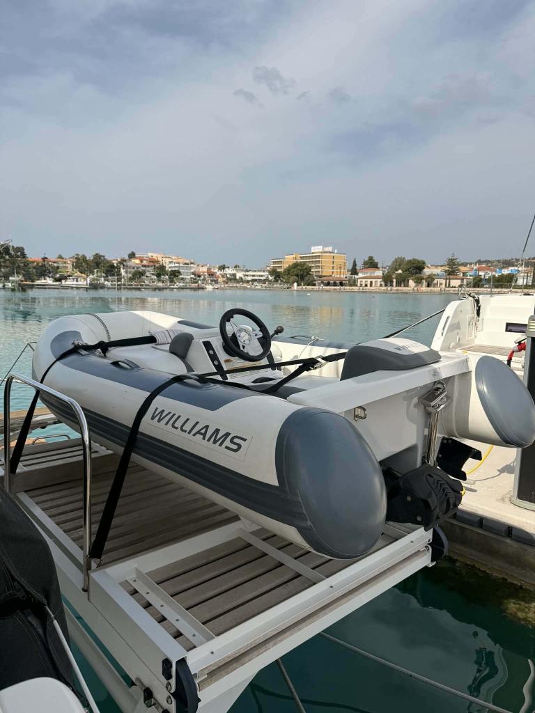 Lagoon 51 - Image 75