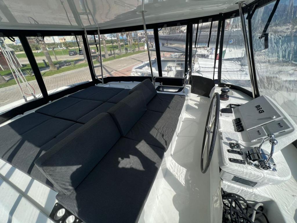 Lagoon 50 - Image 25