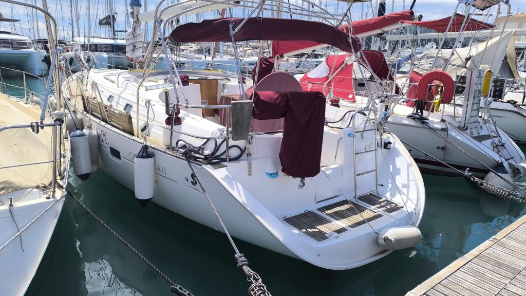 Beneteau Oceanis Clipper 411 - Image 6