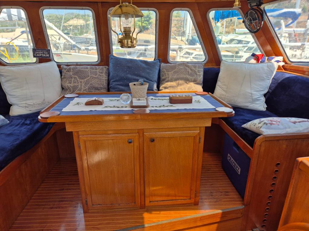 Nauticat 52 - Image 14