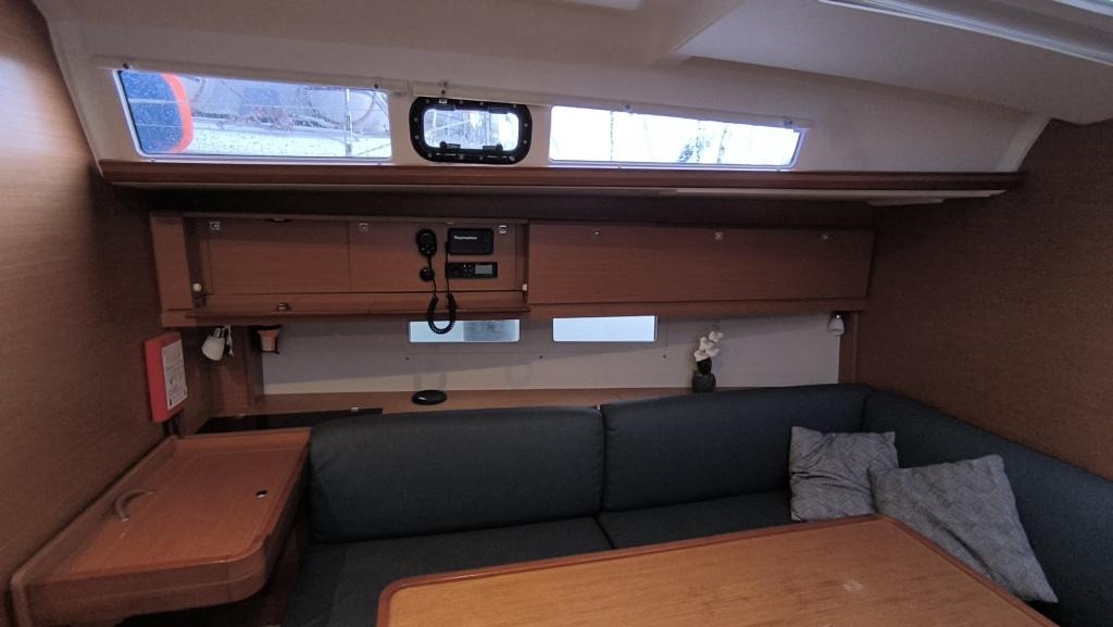 Dufour 460 Grand Large - Image 14