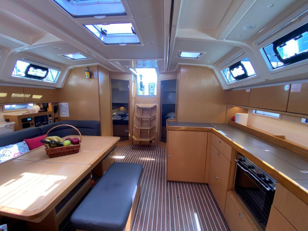 Bavaria 46 Cruiser - Image 8