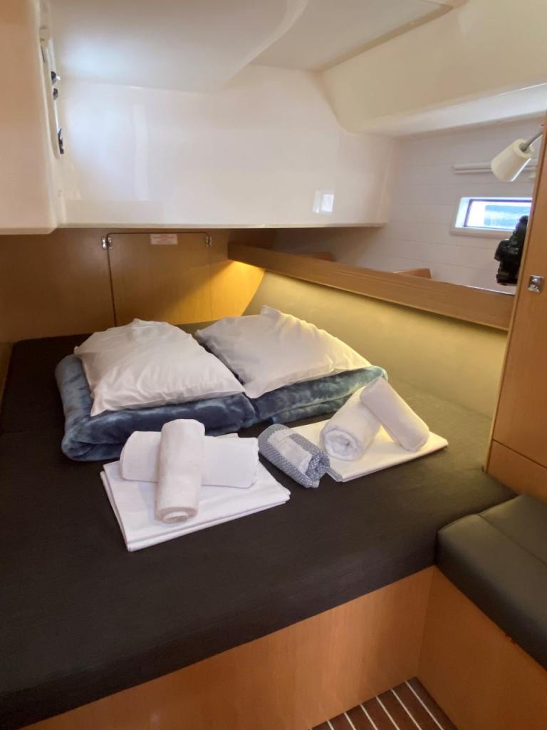 Bavaria 46 Cruiser - Image 19