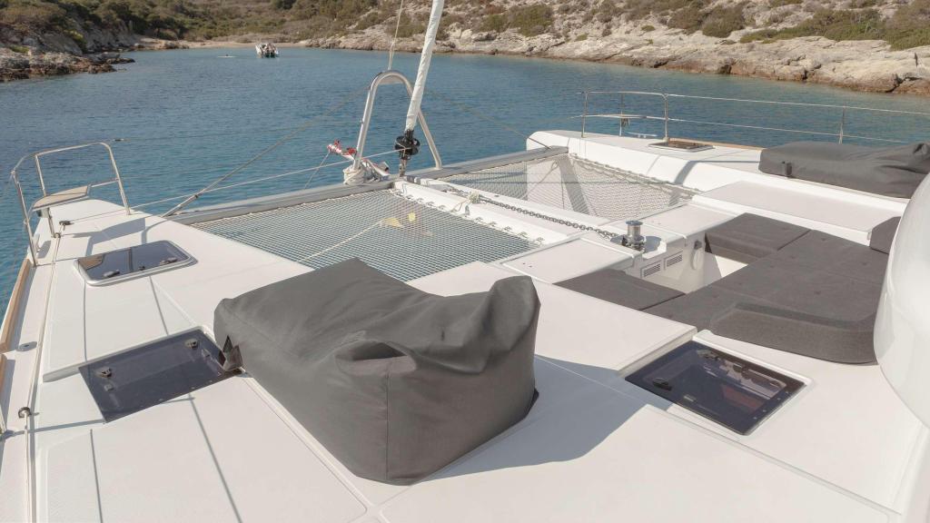 Lagoon 52F - Image 5