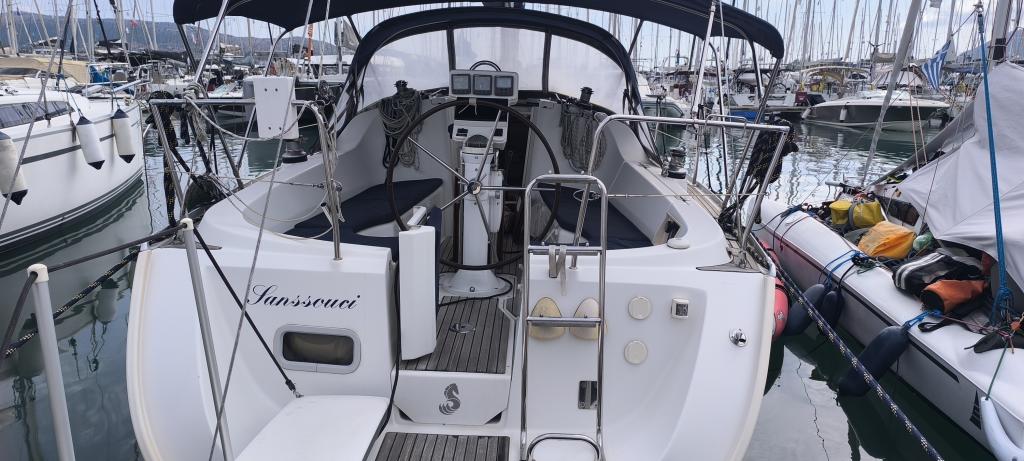 Beneteau Oceanis Clipper 323 - Image 5