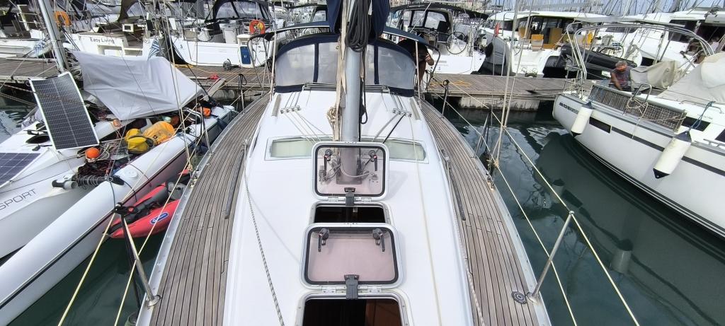 Beneteau Oceanis Clipper 323 - Image 11