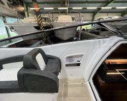 Windy 32 Grand Zonda Vorschaubild 14