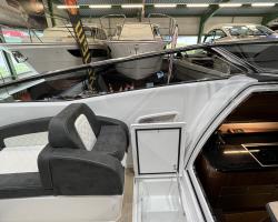 Windy 32 Grand Zonda Vorschaubild 16