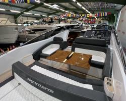 Windy 32 Grand Zonda Vorschaubild 17