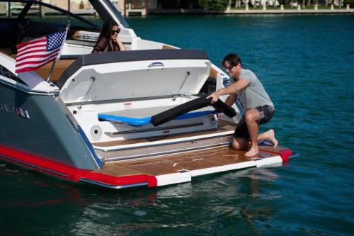 https://static.boatvertizer.com/fotos/91RfUcye/5418489-large.jpg