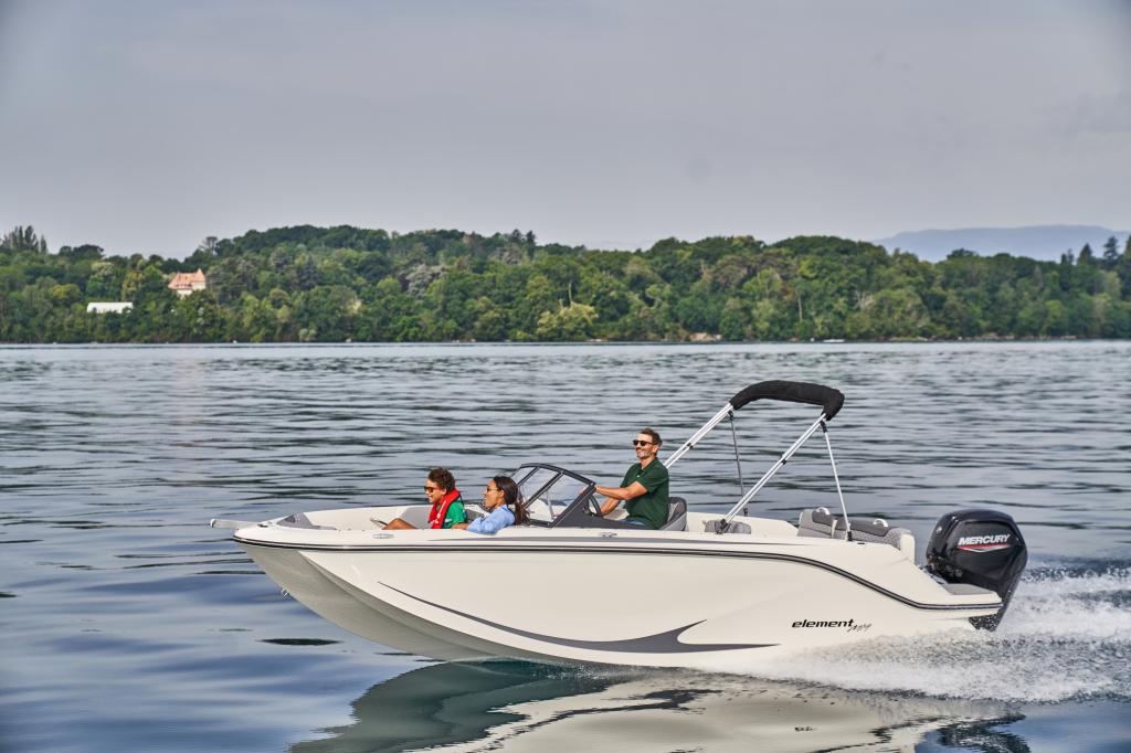 https://static.boatvertizer.com/fotos/91RfUcye/6757974-large.jpg