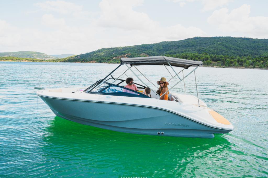 https://static.boatvertizer.com/fotos/91RfUcye/7664251-large.jpg
