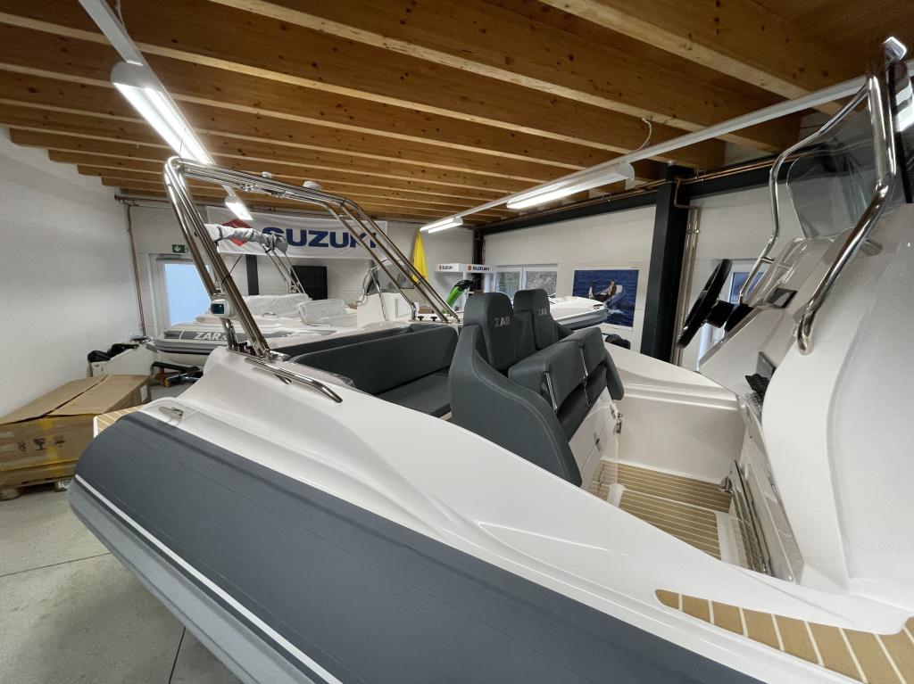 ZAR Formenti ZAR 59 SL Limited, Bild 10