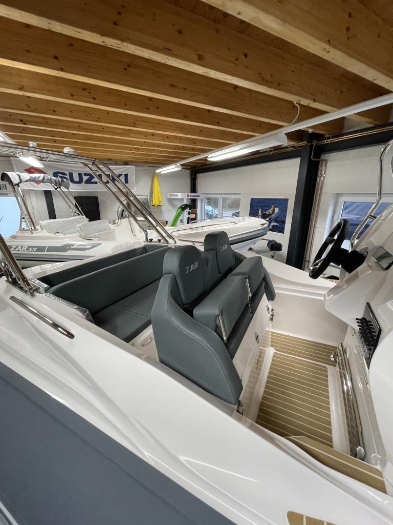 ZAR Formenti ZAR 59 SL Limited, Bild 8