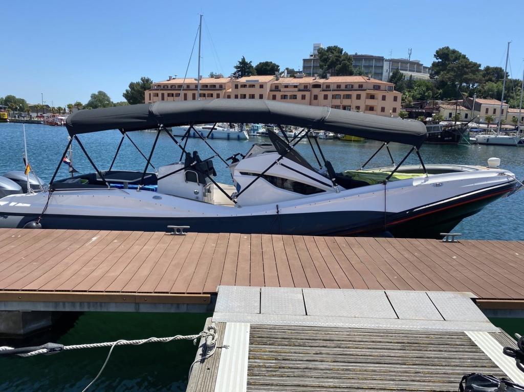 ZAR Formenti ZAR 95 SL Sport Luxury Gebrauchtboot, Bild 1