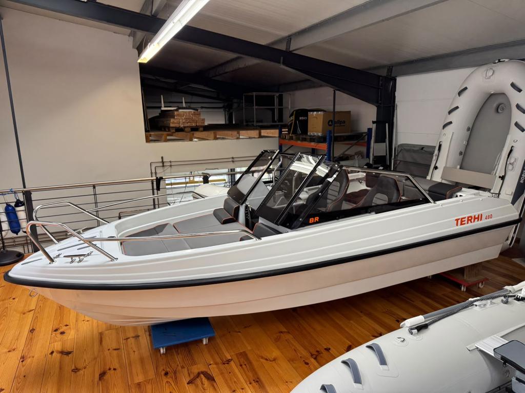 Terhi 480 BR, Bild 2