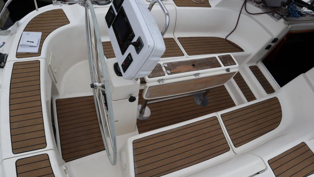 https://static.boatvertizer.com/fotos/UKnJ0vhW/5923495-large.jpg