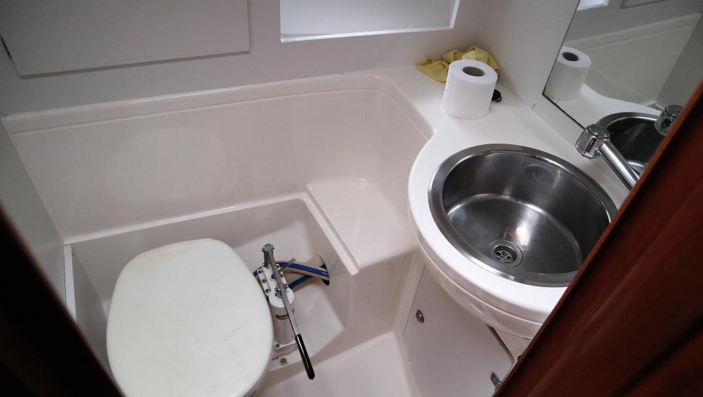 https://static.boatvertizer.com/fotos/UKnJ0vhW/5923509-large.jpg