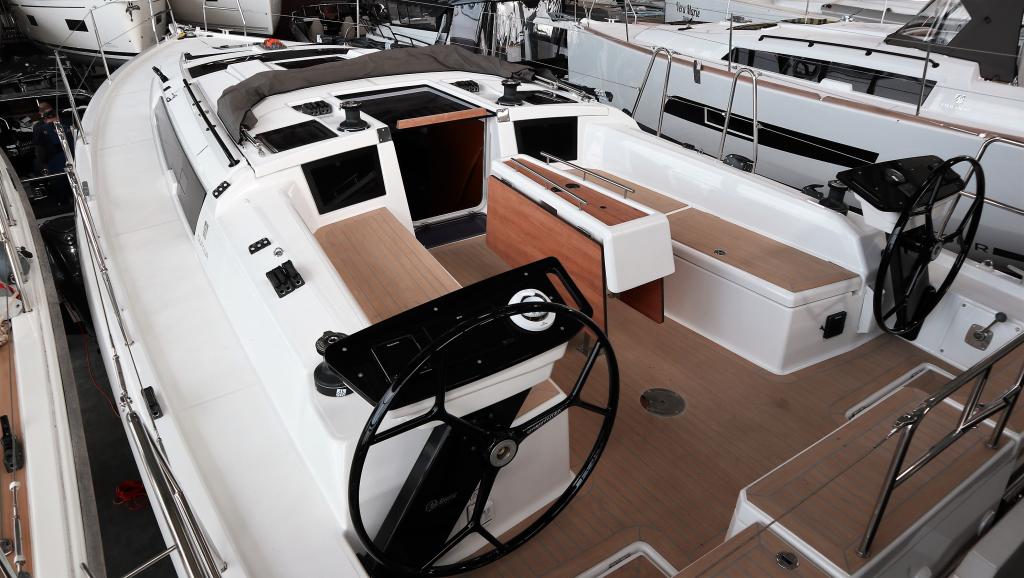https://static.boatvertizer.com/fotos/UKnJ0vhW/6096555-large.jpg
