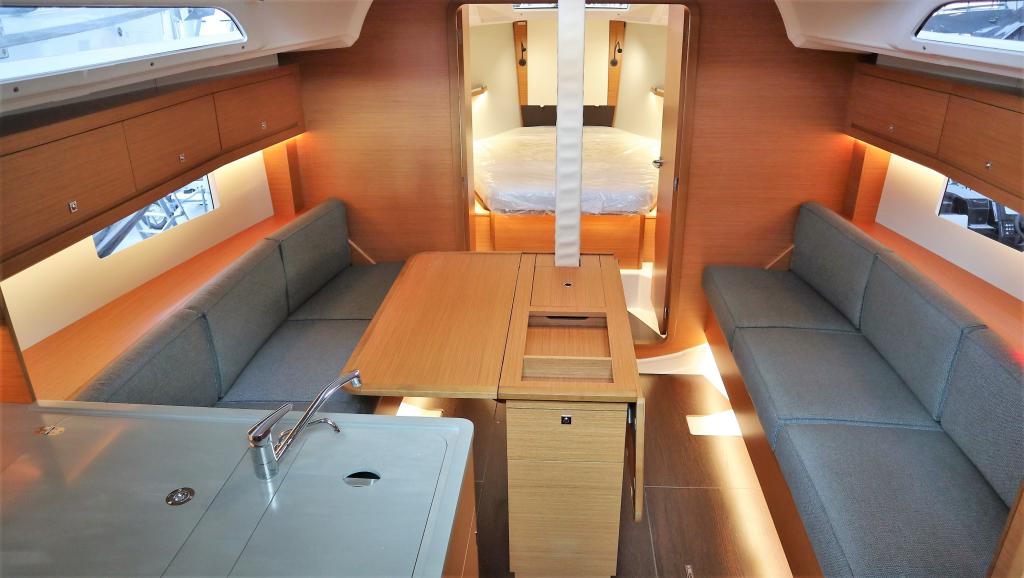 https://static.boatvertizer.com/fotos/UKnJ0vhW/6096557-large.jpg