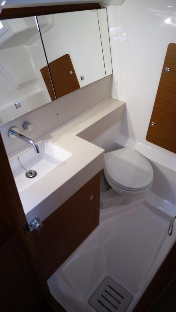 https://static.boatvertizer.com/fotos/UKnJ0vhW/6096565-large.jpg