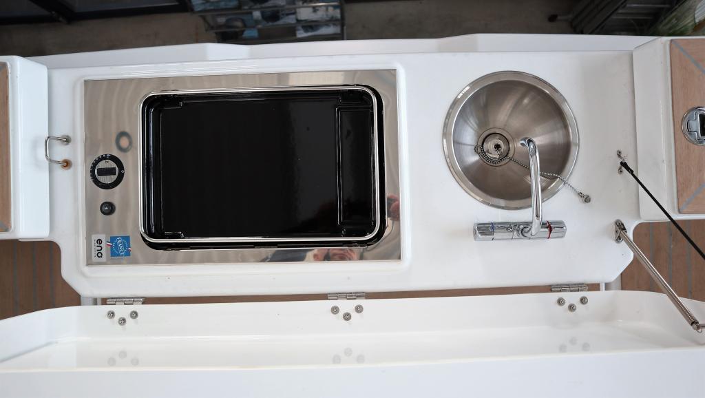https://static.boatvertizer.com/fotos/UKnJ0vhW/6096567-large.jpg