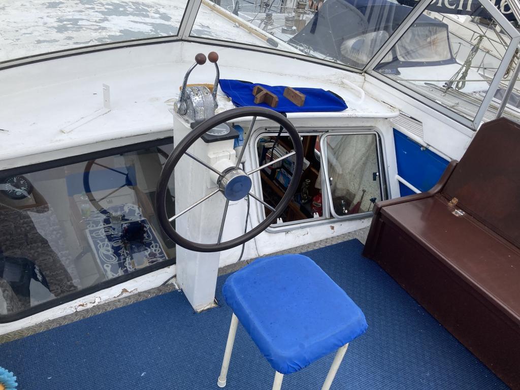 https://static.boatvertizer.com/fotos/UKnJ0vhW/6491468-large.jpg