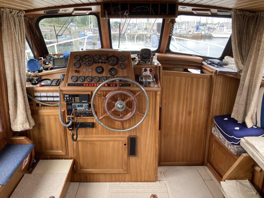 https://static.boatvertizer.com/fotos/UKnJ0vhW/6491471-large.jpg