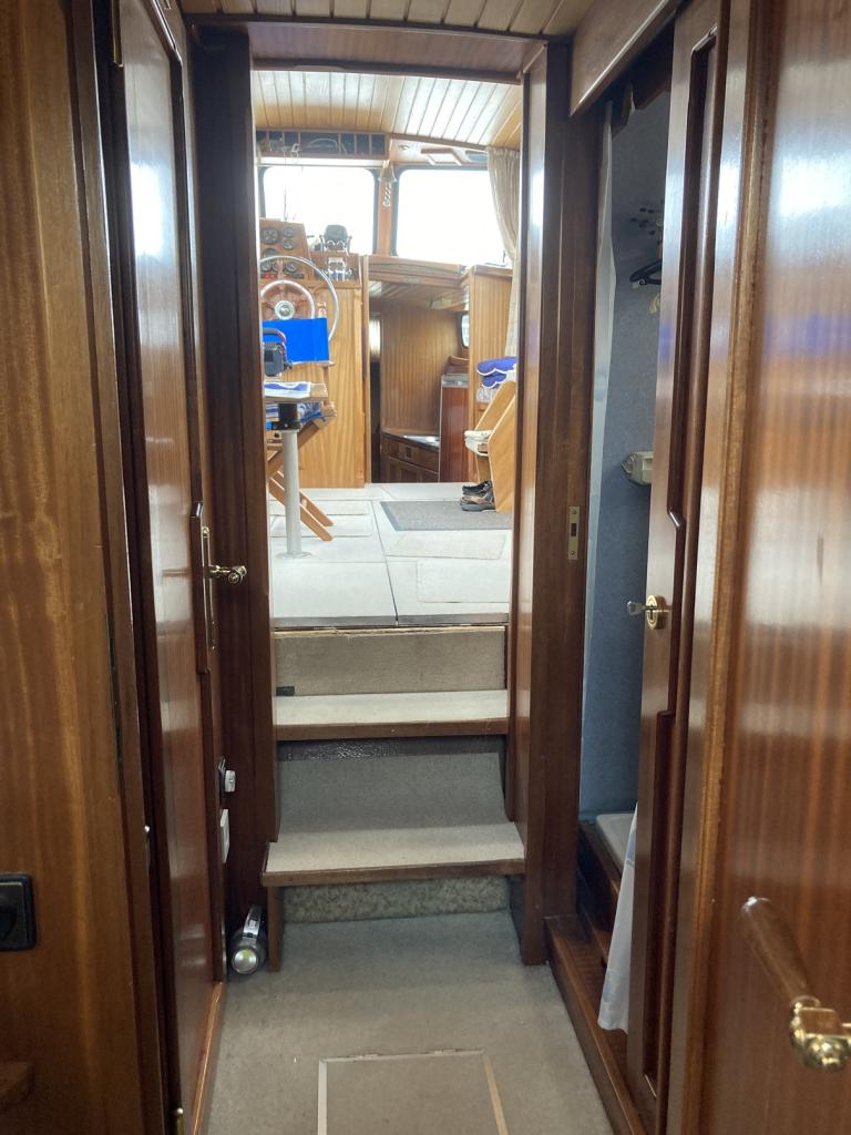 https://static.boatvertizer.com/fotos/UKnJ0vhW/6491493-large.jpg