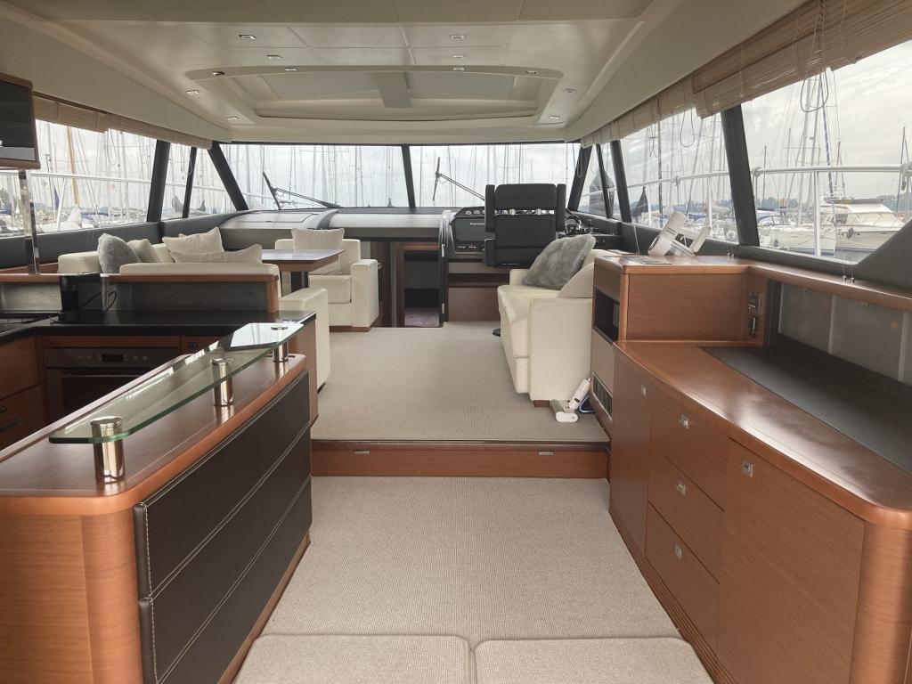 https://static.boatvertizer.com/fotos/UKnJ0vhW/6767091-large.jpg