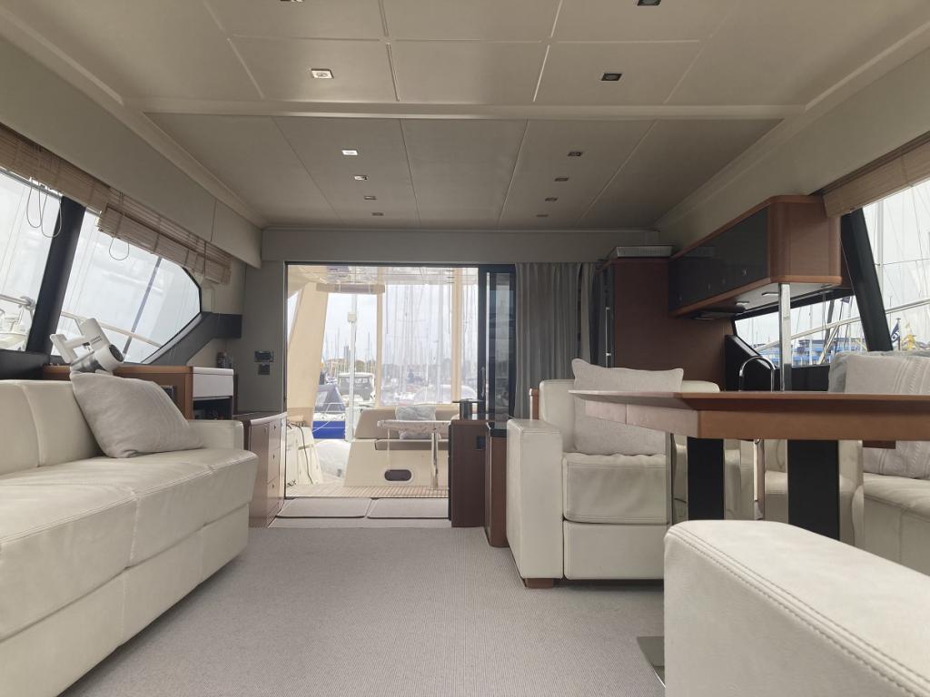 https://static.boatvertizer.com/fotos/UKnJ0vhW/6767102-large.jpg