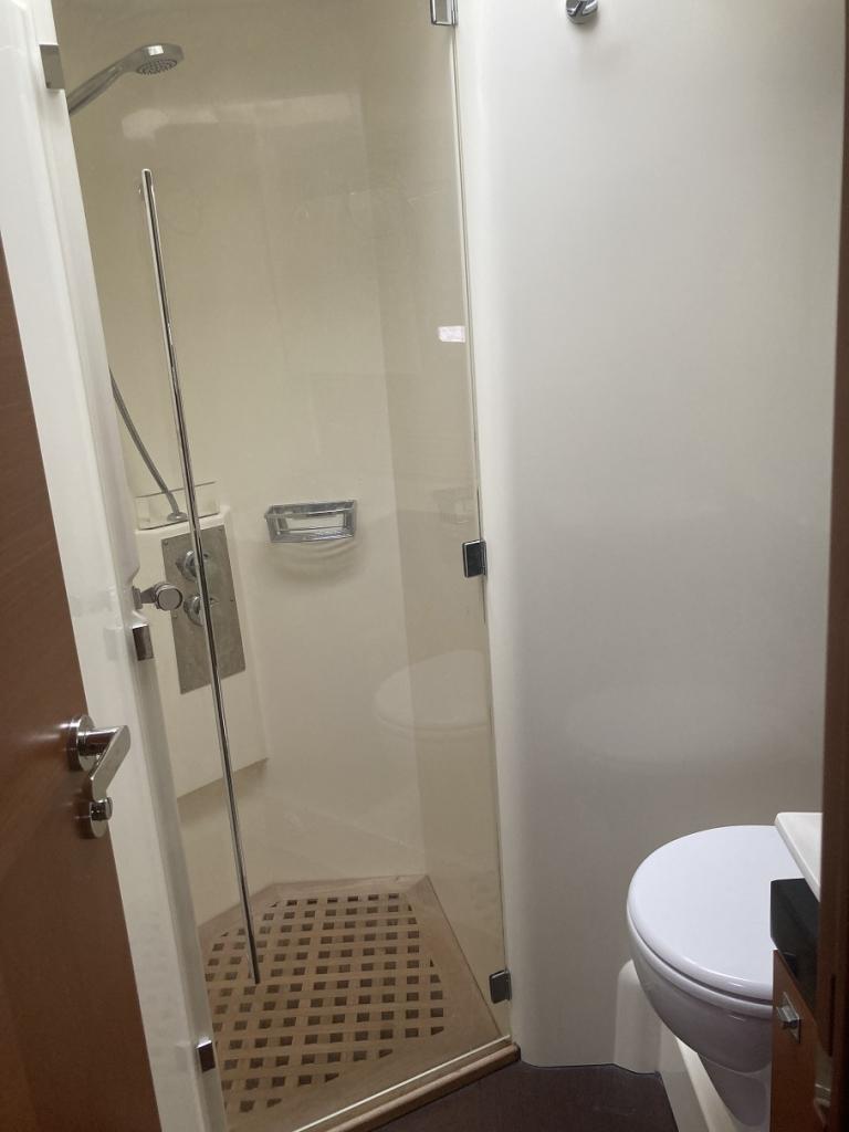 https://static.boatvertizer.com/fotos/UKnJ0vhW/6767118-large.jpg
