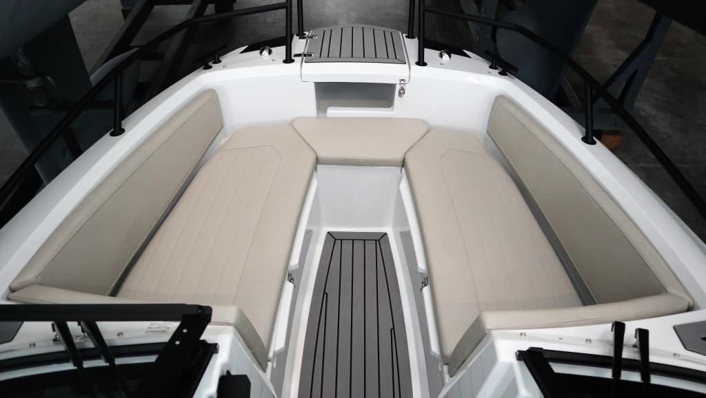 https://static.boatvertizer.com/fotos/UKnJ0vhW/6902552-large.jpg