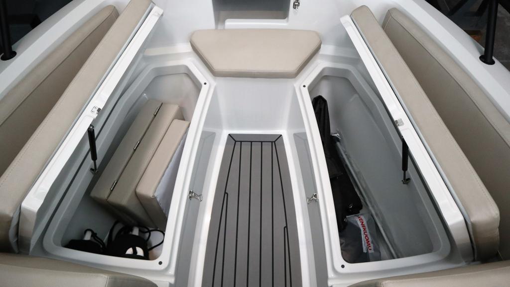 https://static.boatvertizer.com/fotos/UKnJ0vhW/6902560-large.jpg
