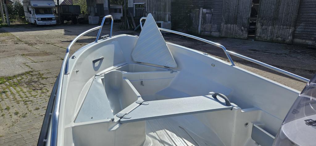 https://static.boatvertizer.com/fotos/UKnJ0vhW/7412320-large.jpg
