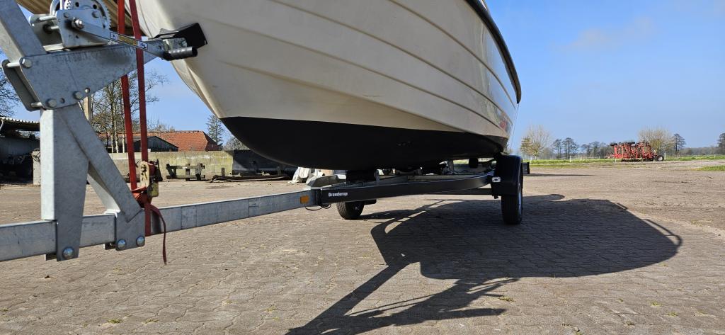 https://static.boatvertizer.com/fotos/UKnJ0vhW/7412323-large.jpg