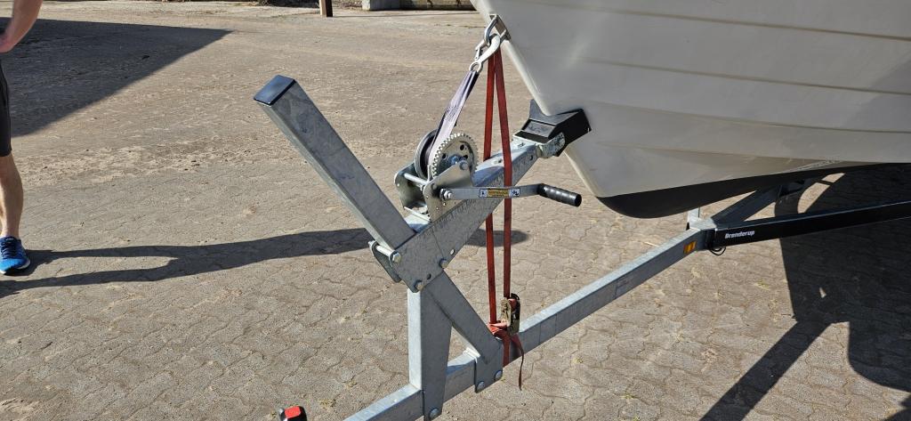 https://static.boatvertizer.com/fotos/UKnJ0vhW/7412324-large.jpg