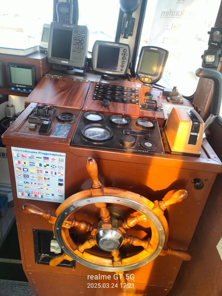 https://static.boatvertizer.com/fotos/UKnJ0vhW/7467852-large.jpg