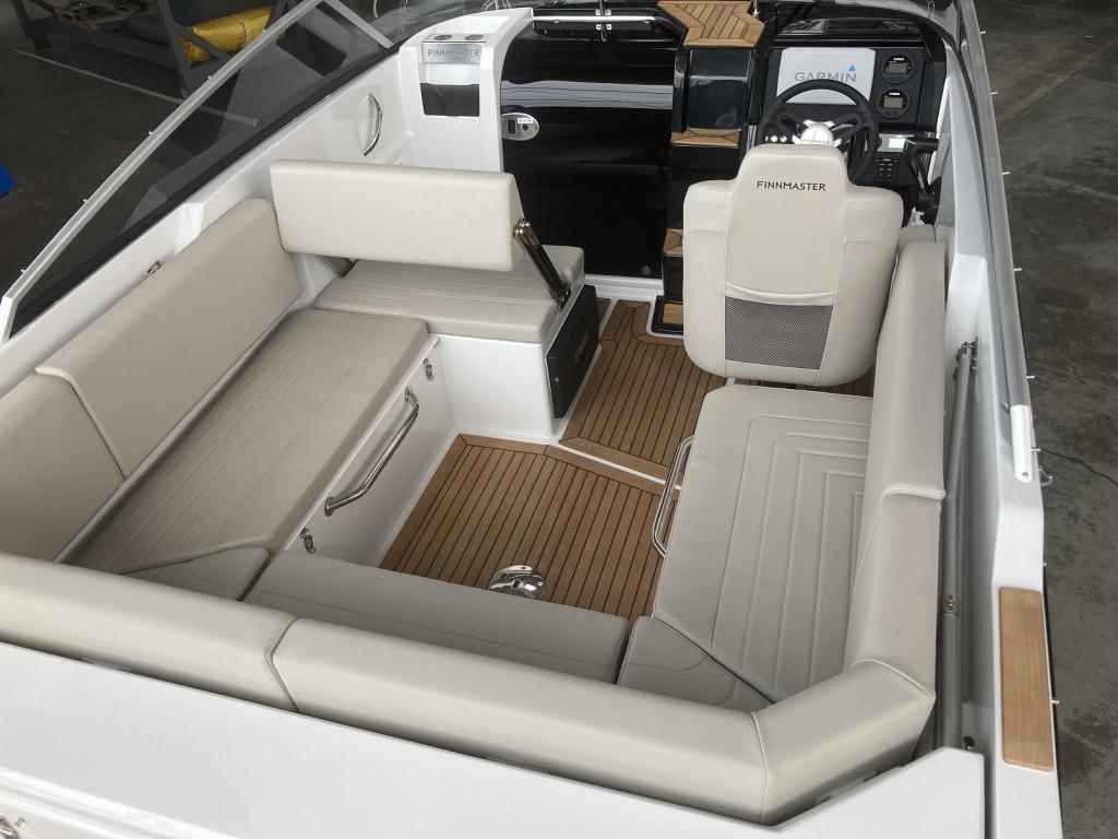 https://static.boatvertizer.com/fotos/UKnJ0vhW/7470765-large.jpg