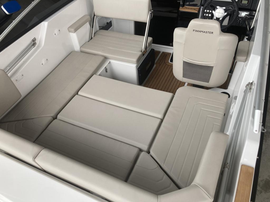 https://static.boatvertizer.com/fotos/UKnJ0vhW/7470770-large.jpg